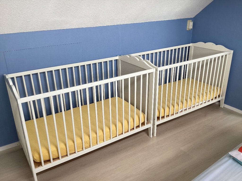 2 babyledikantjes, Ophalen, Gebruikt, Ledikant