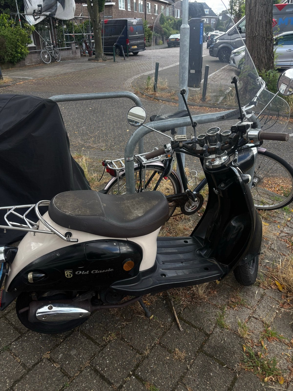 Btc old classic, opknapper, Fietsen en Brommers, Snorfietsen en Snorscooters, Ophalen, Gebruikt, Benzine, Overige merken