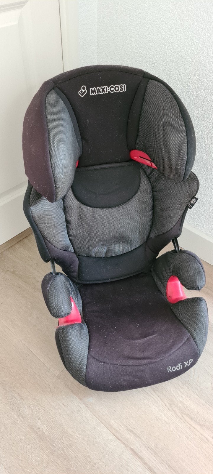Kinderzitje voor in de auto, 15 - 36 kg, Ophalen, 15 t/m 36 kg, Maxi-Cosi, Gebruikt