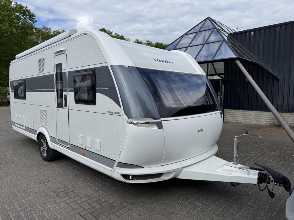 Hobby Prestige 560 FC 2022 | Mover | Luifel, Rondzit, Hobby, Bedrijf, Overige typen