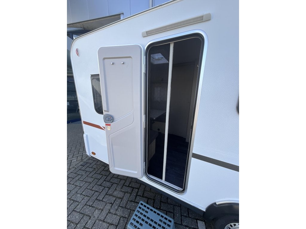 Weinsberg CaraCito 470 EU ENKELE BEDDEN-AIRCO-MOVER, Caravans en Kamperen, Overige merken, Standaardzit, Bedrijf, 750 - 1000 kg