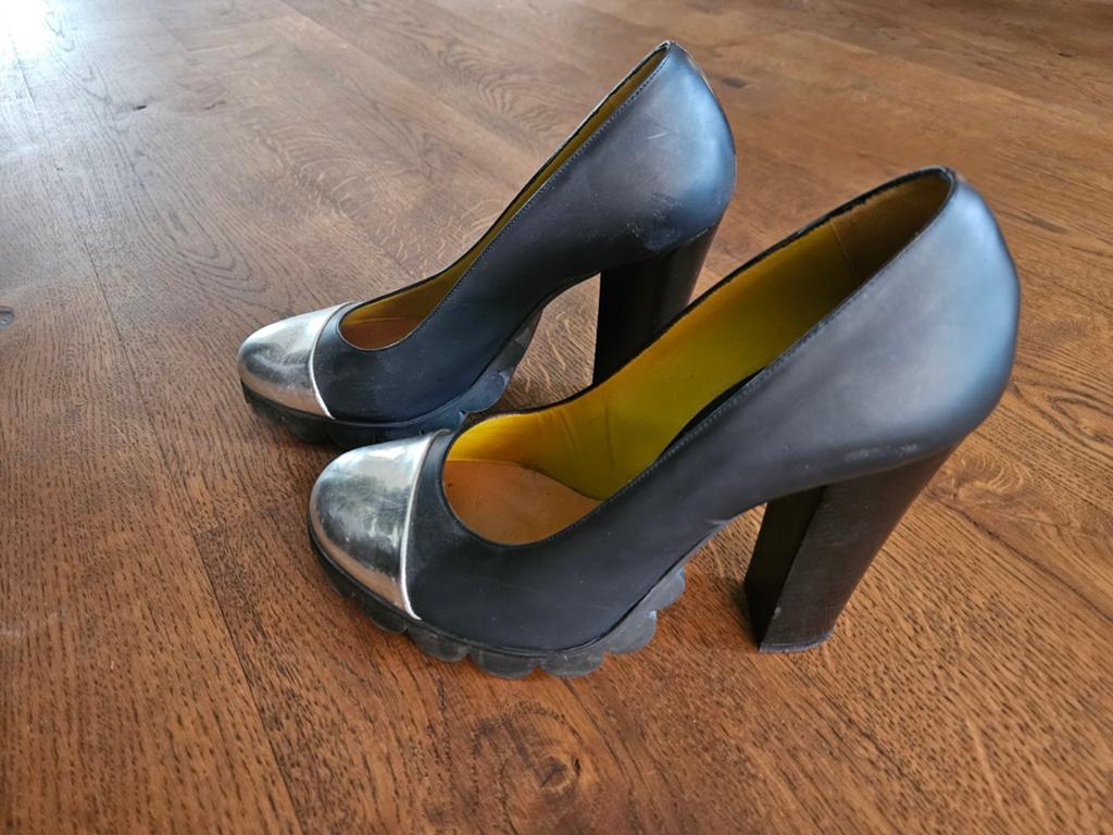 Pumps Pollini maat 40, Pumps, Zwart, Ophalen of Verzenden, Zo goed als nieuw