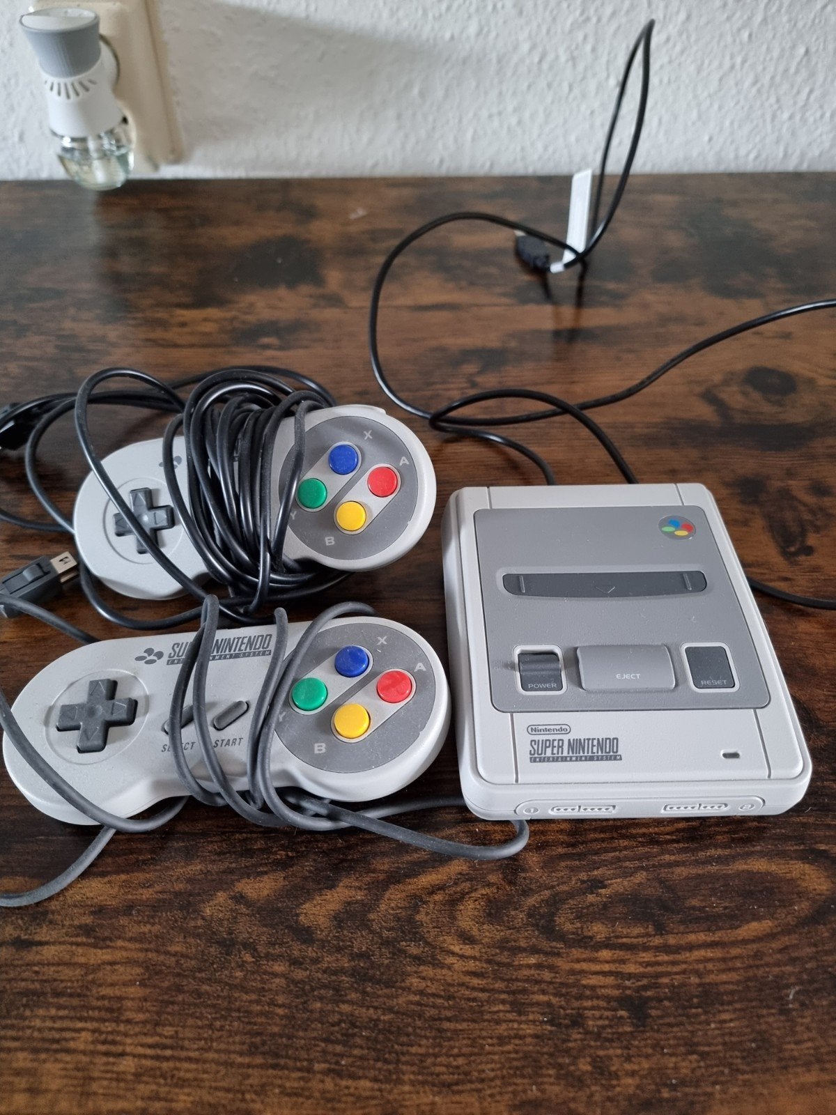 Classic Mini Super NES / SNES Mini, Spelcomputers en Games, Spelcomputers | Nintendo Super NES, Ophalen, Zo goed als nieuw, Met 2 controllers