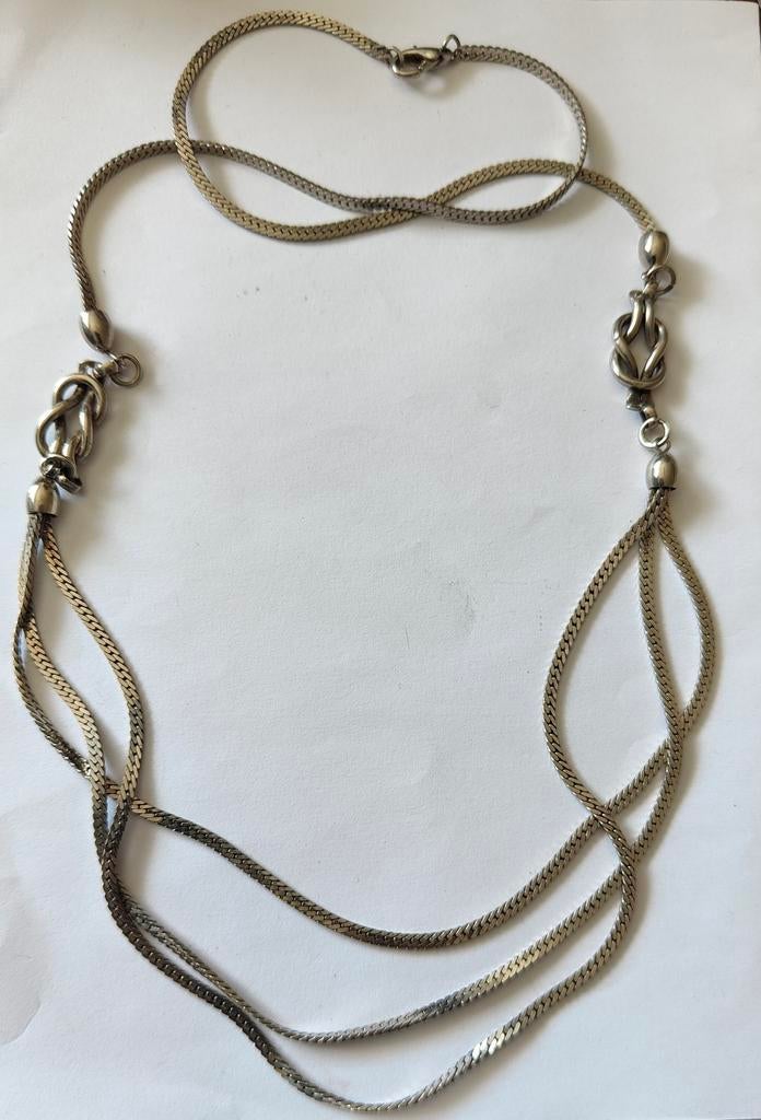 Stalen ketting 3 strengen met knoopdetails, Sieraden, Tassen en Uiterlijk, Kettingen, Ophalen of Verzenden, Gebruikt, Zilver, Overige materialen