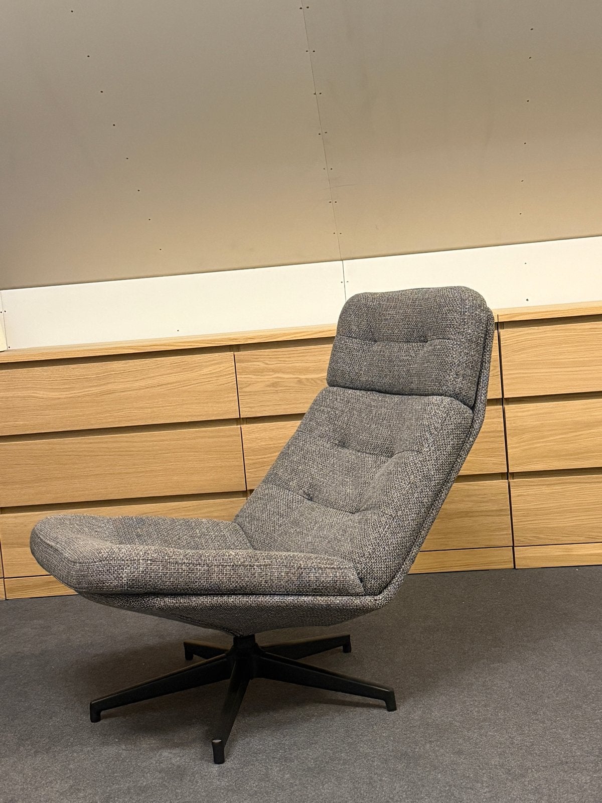 Comfortabele grijze IKEA fauteuil, Huis en Inrichting, Ophalen, Gebruikt, Eén, Stof