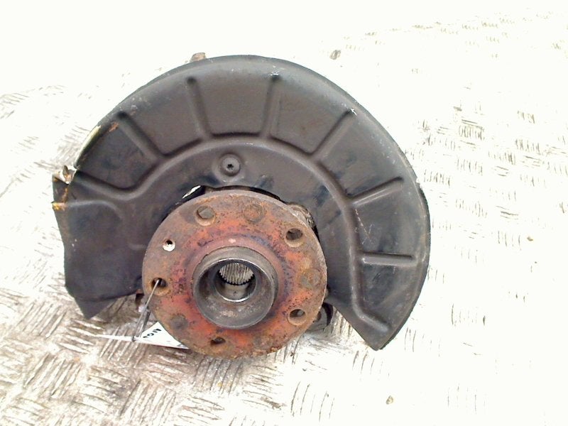 Fusee Rechts Voor Seat Leon (1P1) (2005-10/2010-10), Service@seat.de, Seat, Seat Deutschland GmbH, Gebruikt