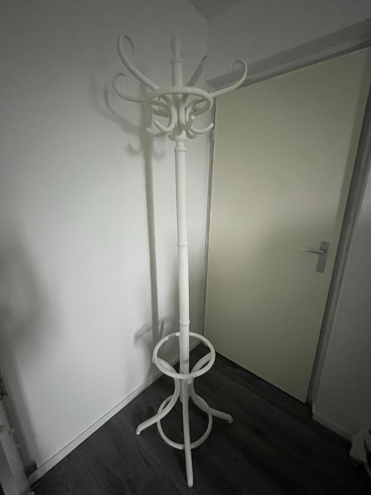 Witte houten kapstok, Ophalen, Gebruikt, Hout, Staande kapstok
