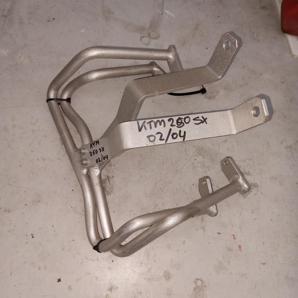 Radiateurbraces KTM 250SX (02-04), Motoren, Tuning en Styling, Ophalen, Cmx, Cmx, Cmx