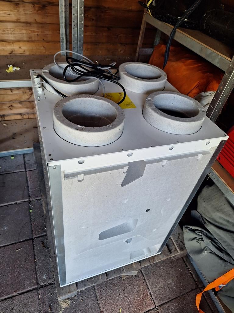 Warmte Terugwin Unit (WTW) met filters, Doe-het-zelf en Verbouw, Ventilatie en Afzuiging, Ophalen, Gebruikt, Ventilator