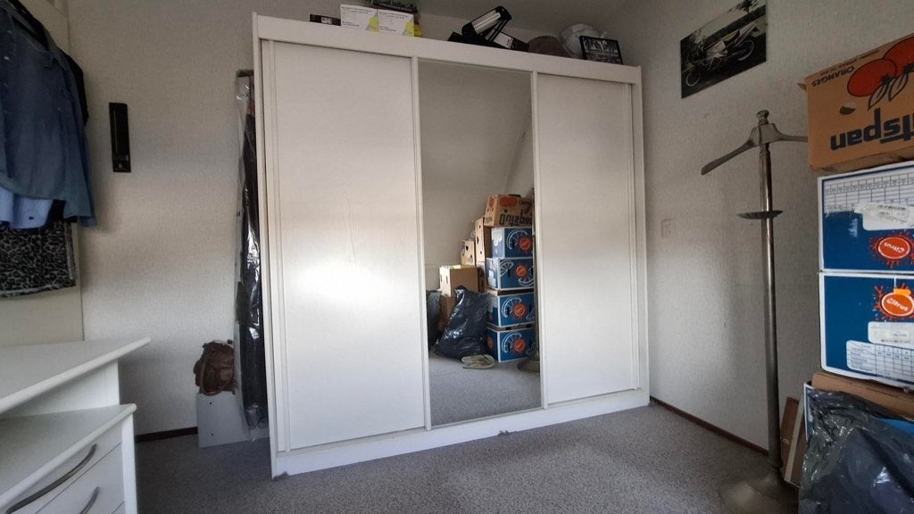 Kledingkast te koop met spiegel, Huis en Inrichting, Kasten | Kledingkasten, Ophalen, Met deur(en), Gebruikt, 200 cm of meer
