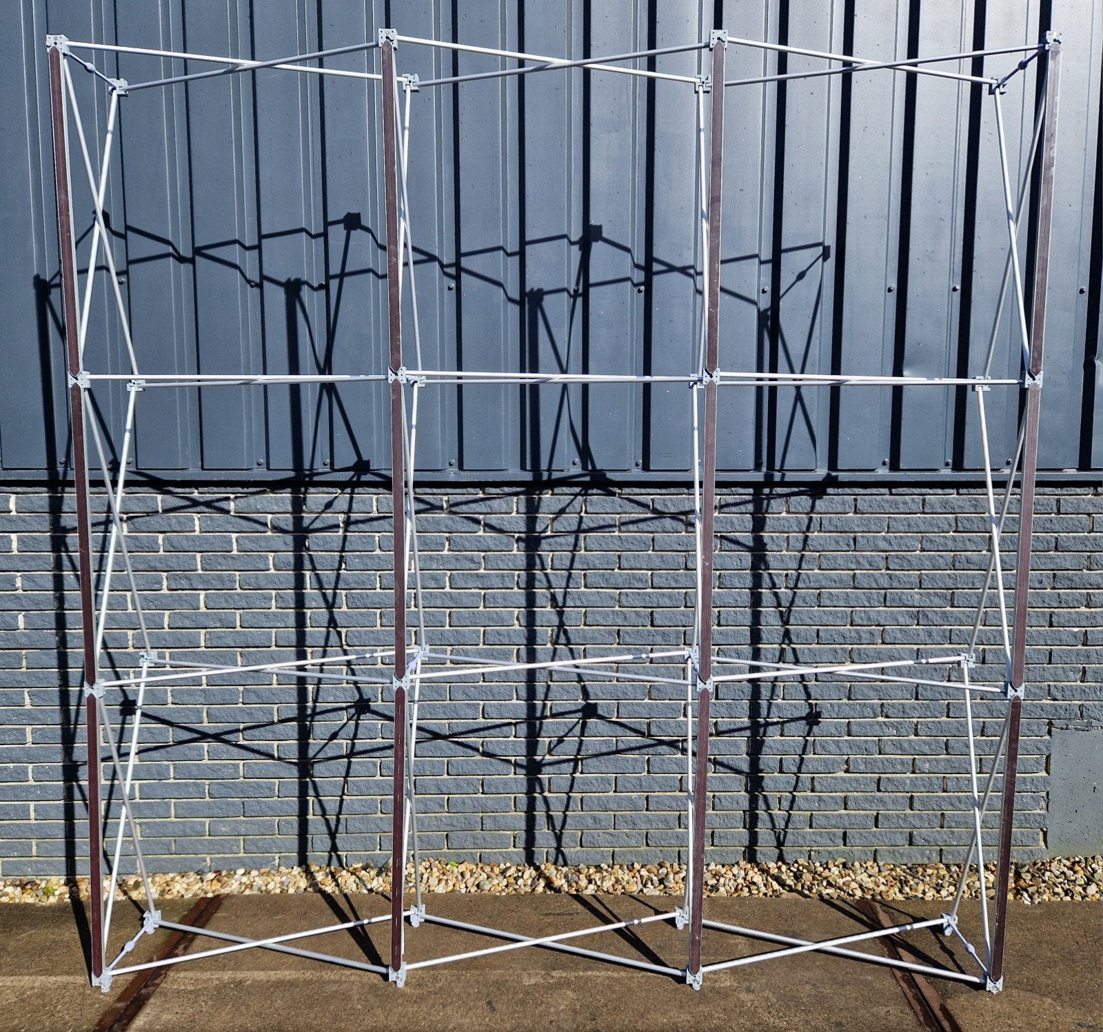 Reisdisplay Unique met magneetstrips beurswand vouwwand
Reis, Ophalen of Verzenden, Gebruikt, Reclamebord