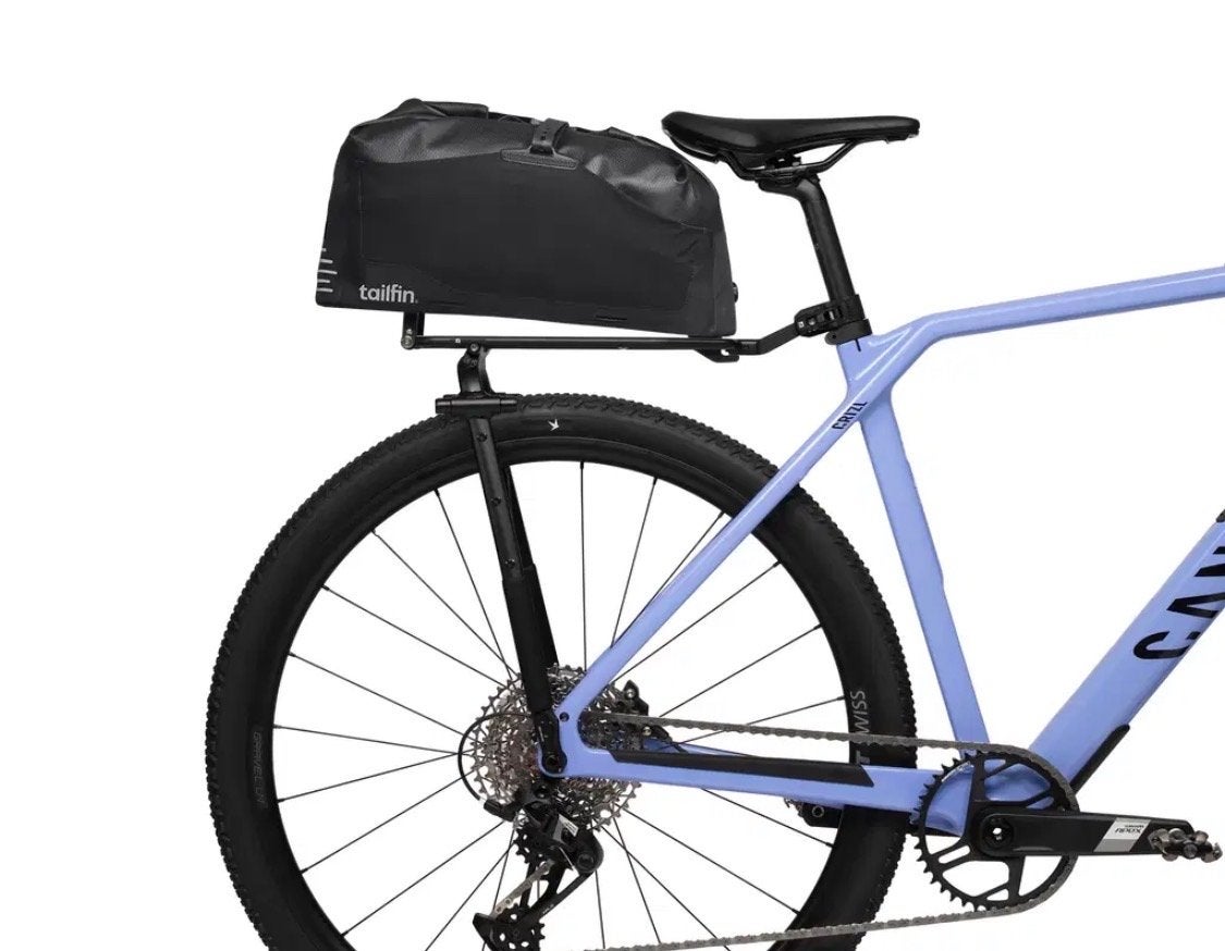 Te huur: Tailfin CargoPack + Journey Rack, Ophalen, Zo goed als nieuw