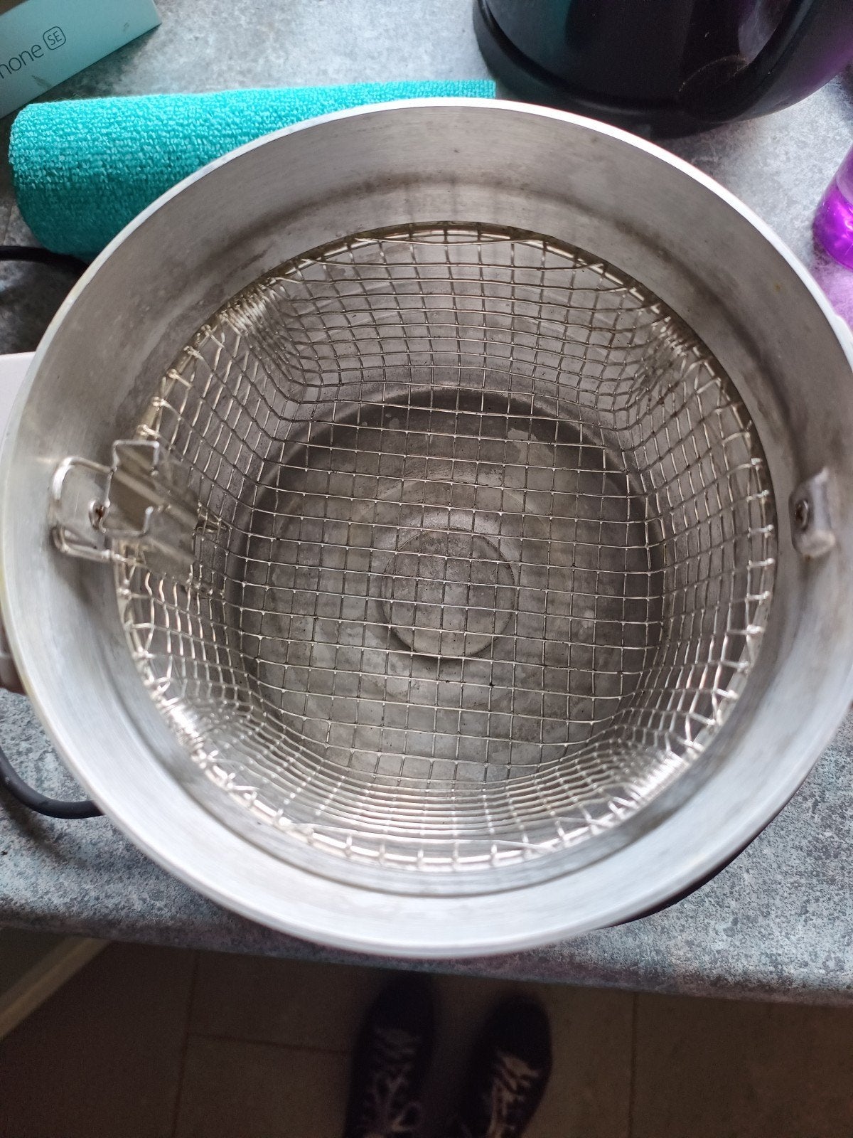 Philips Friteuse - Compact en Gebruiksvriendelijk, Minder dan 1 liter, Ophalen of Verzenden, Gebruikt, Uitneembare binnenpan
