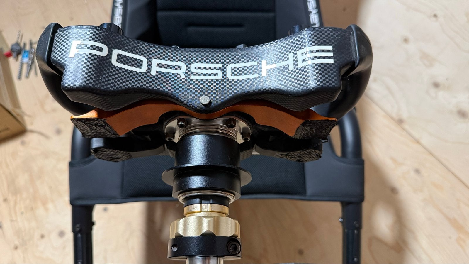 Foto 13 van Xbox Series X met Fanatec Racing Setup (Podium DD1) en Games