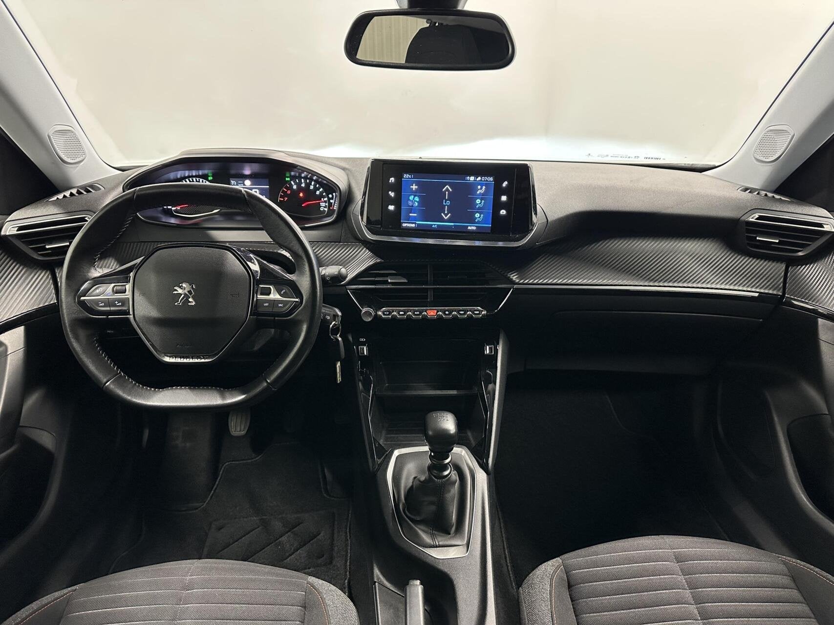 Peugeot 2008 1.2 PureTech Blue Lease Active CRUISE LM CARPLA, Auto's, Peugeot, Gebruikt, 1199 cc, Met garantie (alle), Wit