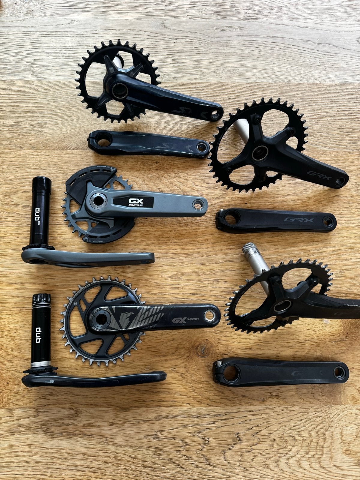 Diverse crankstellen sram shimano, Crankstel of Pedalen, Ophalen of Verzenden, Zo goed als nieuw, Mountainbike