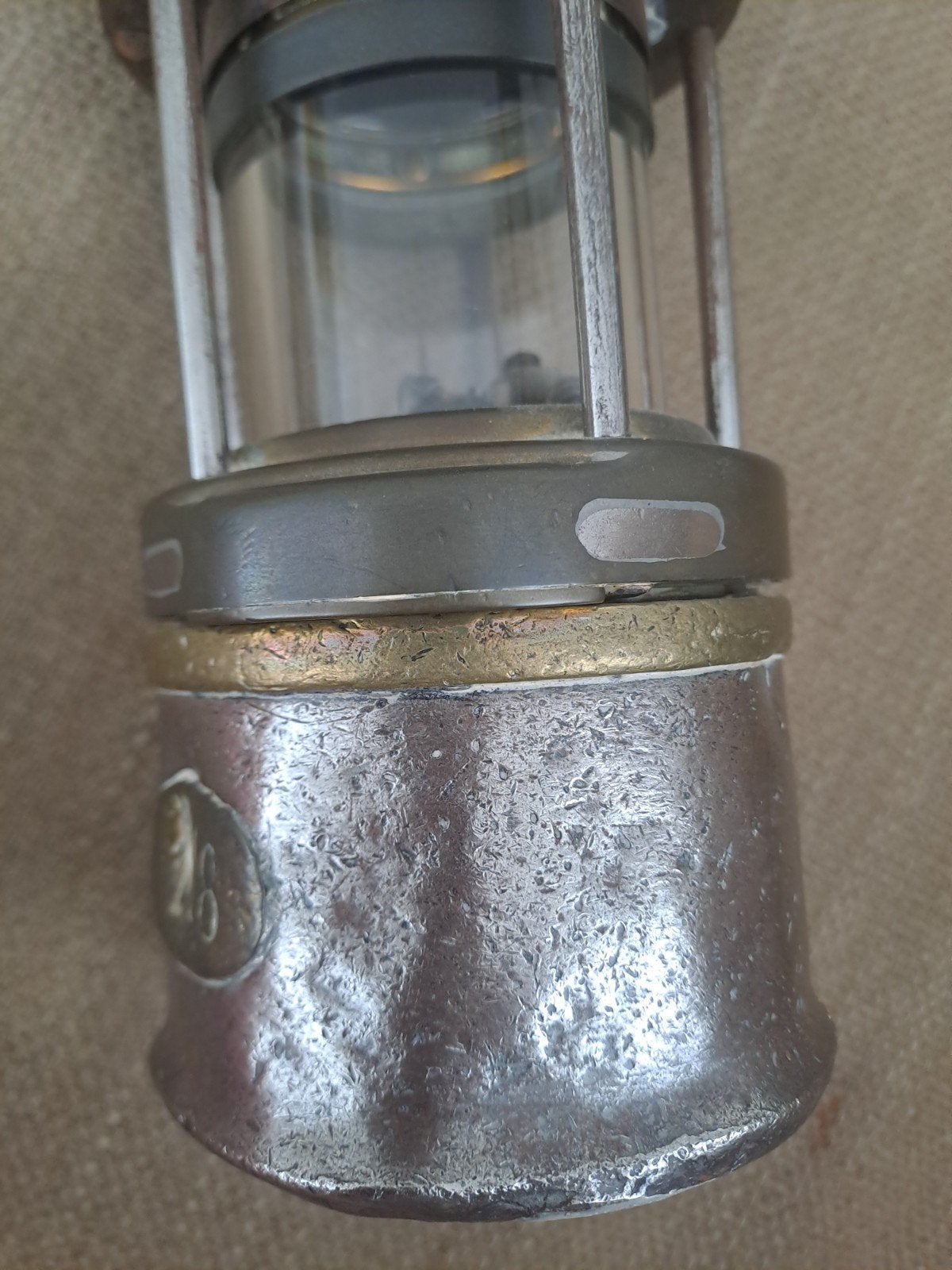 Antieke mijnlamp nr 118 Wilhelm Seippel Bochum, Ophalen