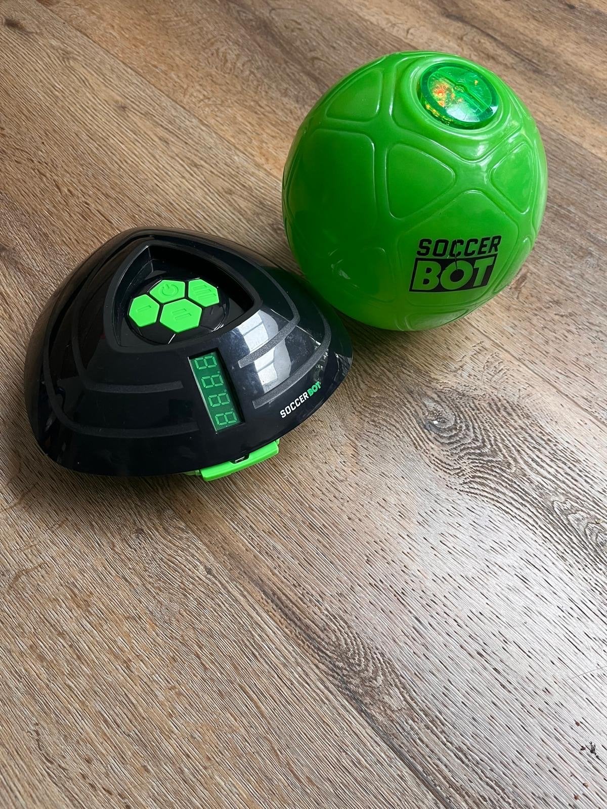 Soccer Bot - Interactieve voetbaltrainer, Kinderen en Baby's, Ophalen of Verzenden, Zo goed als nieuw, Jongen of Meisje