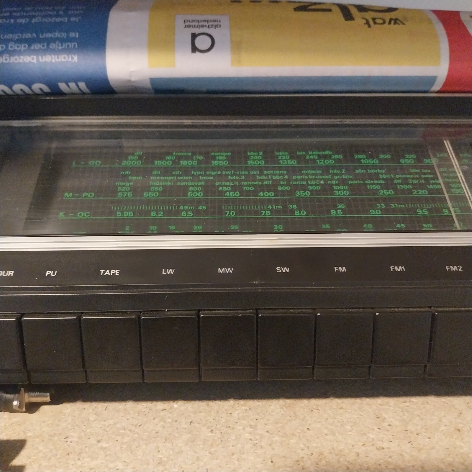 Aangeboden: een vintage Aristona radio, GOED LEZEN, Ophalen
