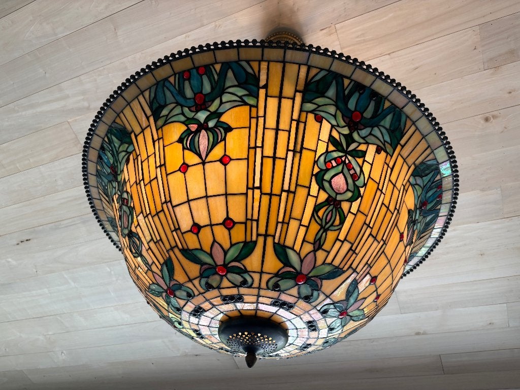 Grote Tiffany stijl hanglamp 92 cm | Glas-in-lood |, Huis en Inrichting, Ophalen, Tiffany | Glas in lood, Zo goed als nieuw, 75 cm of meer