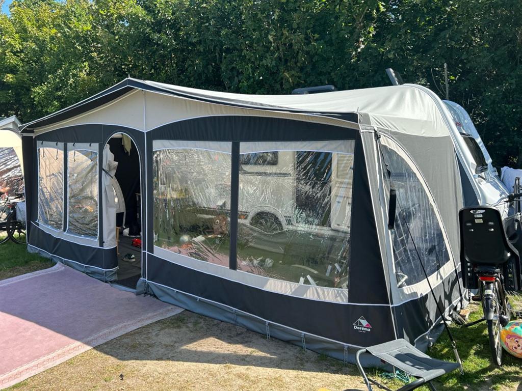 Dorema Multi Nova voortent met luifel maat 14, Ophalen of Verzenden