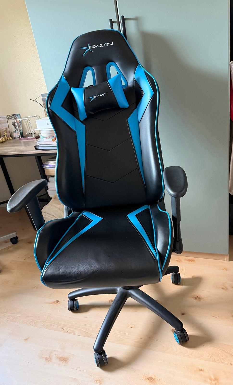 E-WIN Gaming Bureaustoel Zwart/Blauw, Ophalen, Zwart, Zo goed als nieuw, Gaming bureaustoel