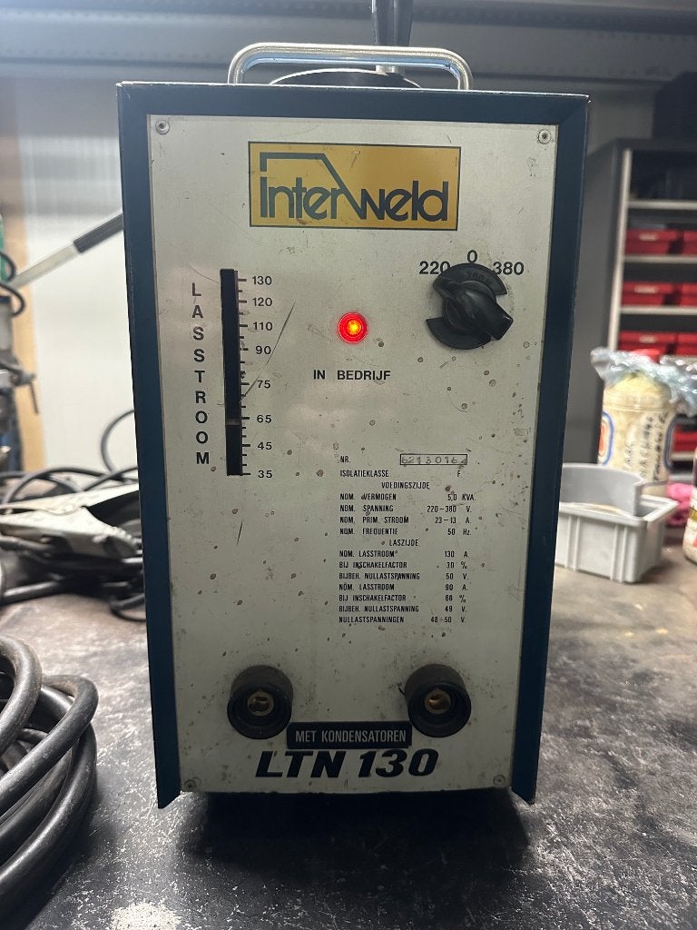 Lasapparaat Interweld 220 V / 380 V compleet met elektroden, Ophalen of Verzenden, Zo goed als nieuw, Minder dan 150 ampère, Elektroden