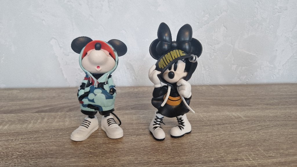 Mickey en Minnie figuren, Ophalen of Verzenden, Mickey Mouse, Zo goed als nieuw, Beeldje of Figuurtje