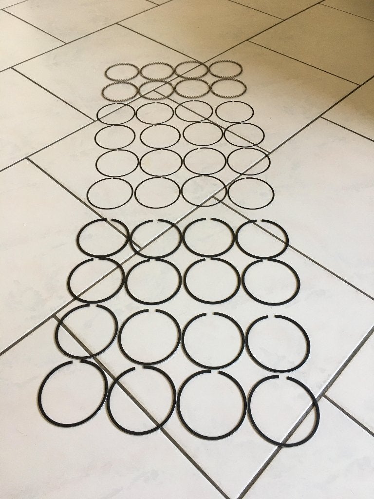 Te koop Zuigerveren set (360) premium dodge w200 d200 b200, Ophalen of Verzenden