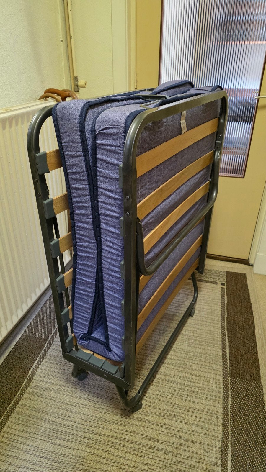 Logeer/opklapbed 200x80, Ophalen, Eenpersoons, Blauw, Zo goed als nieuw