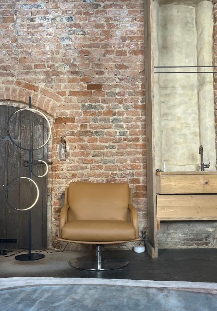 Leolux Kudo draaifauteuil Ceras leer NIEUW, Ophalen
