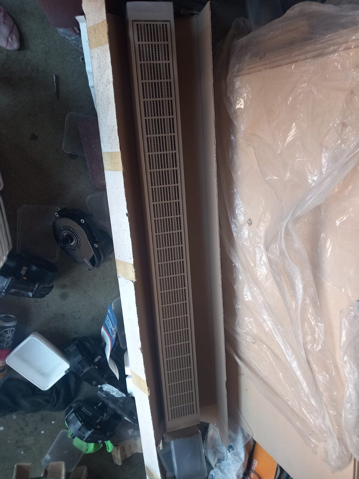 Partij nieuwe radiatoren en koppelingen/kranen, Ophalen, Nieuw, Radiator
