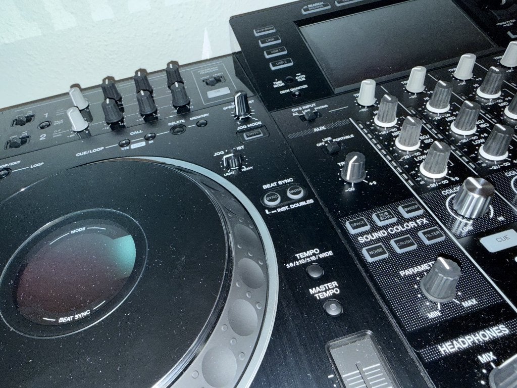 Foto 5 van Pioneer xdj xz all in one dj system with cover