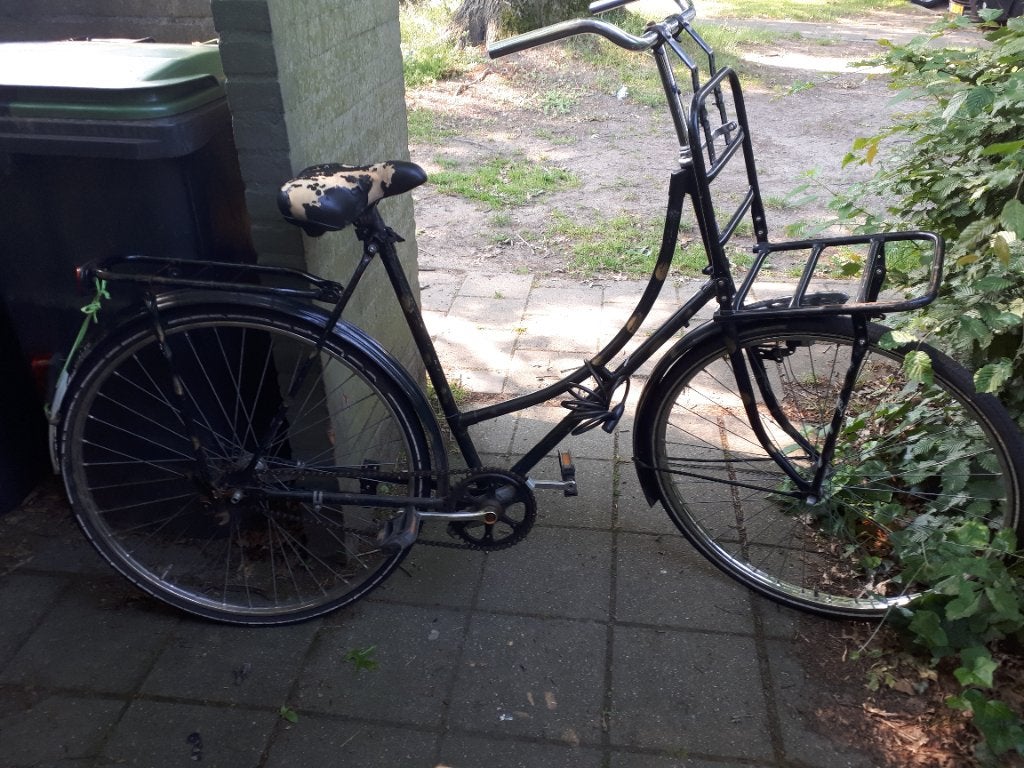 2  omafietsen 28 inch (opknappers) €20,-, Ophalen, Gebruikt