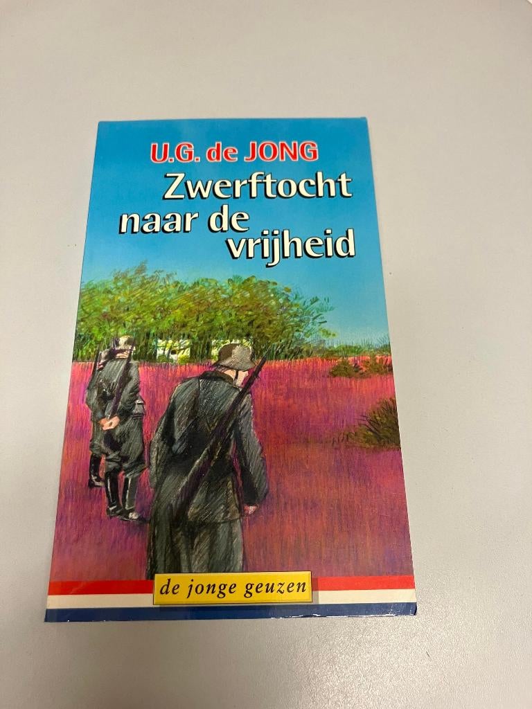 Zwerftocht naar vrijheid UG de Jong, Ophalen of Verzenden, Tweede Wereldoorlog, Gelezen, Algemeen