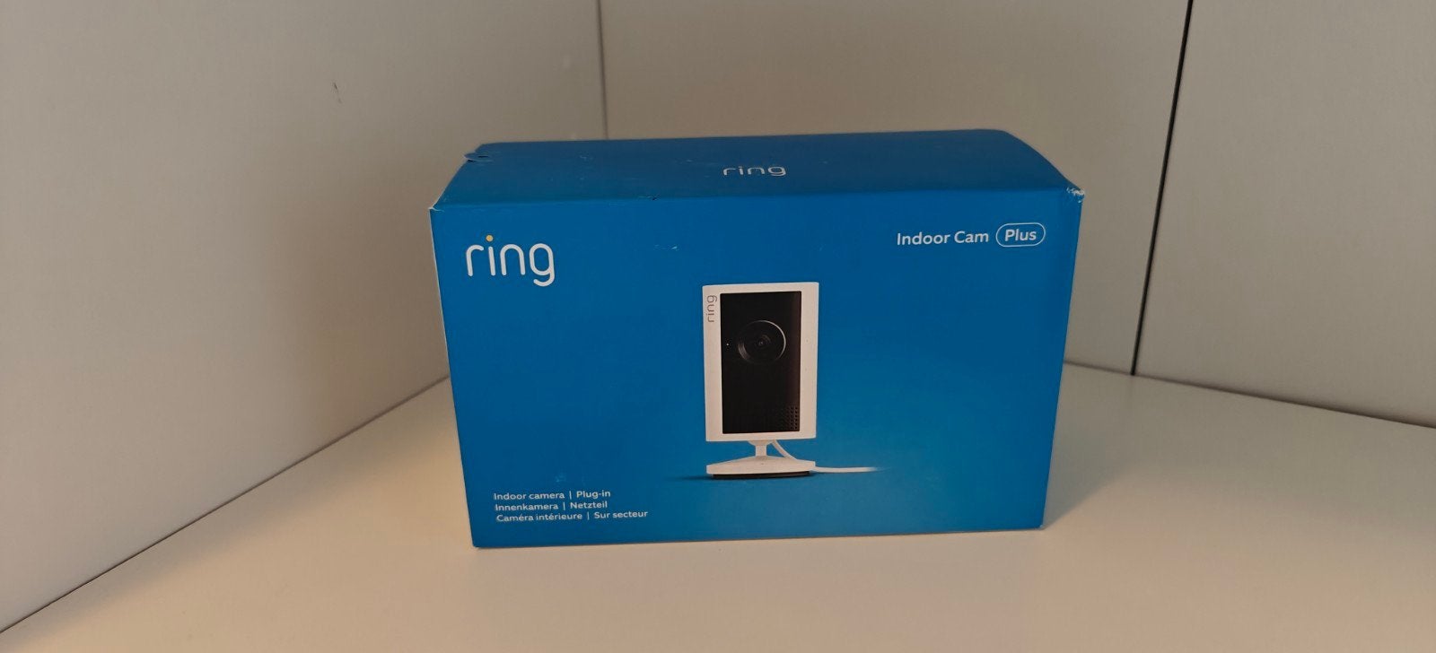 Ring Indoor Cam Plus 2K Beveiligingscamera - Nieuw, geseald, Ophalen of Verzenden, Nieuw, Binnencamera
