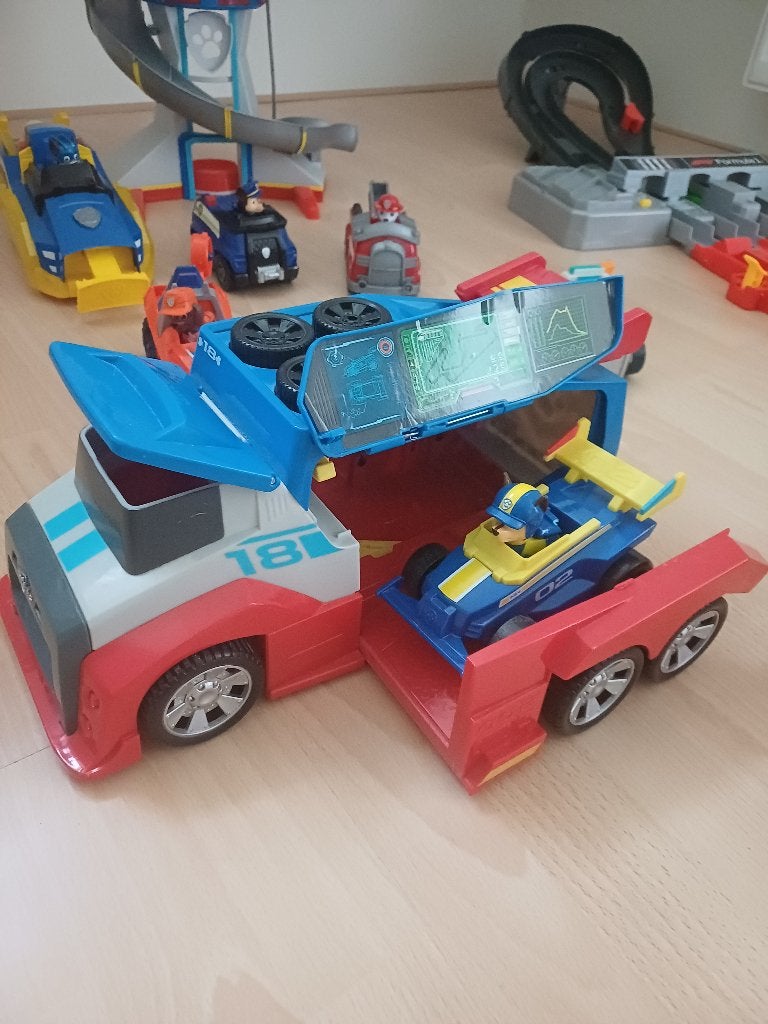paw patrol meerdere auto's en uitkijktoren, Ophalen, Gebruikt