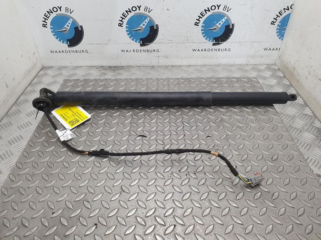FORD KUGA ST LINE X PLUG IN HYBRID ACHTERKLEP MOTOR (VOOR OP, Ophalen of Verzenden, Gebruikt, Stiba lid