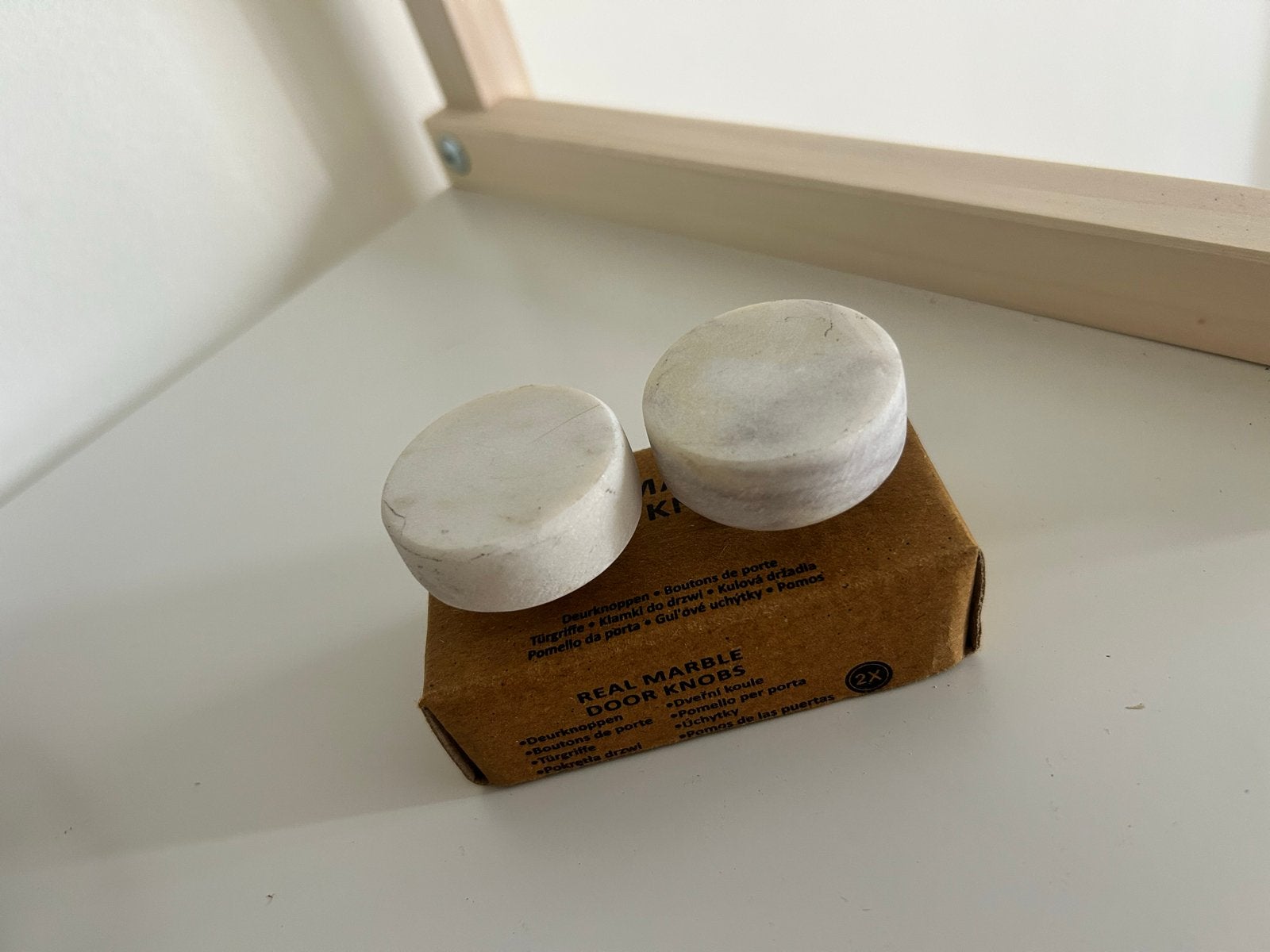 Set van 2 Marmeren Deurknoppen - Nieuw in Doos, Ophalen of Verzenden, Nieuw, Overige materialen, Klink of Kruk