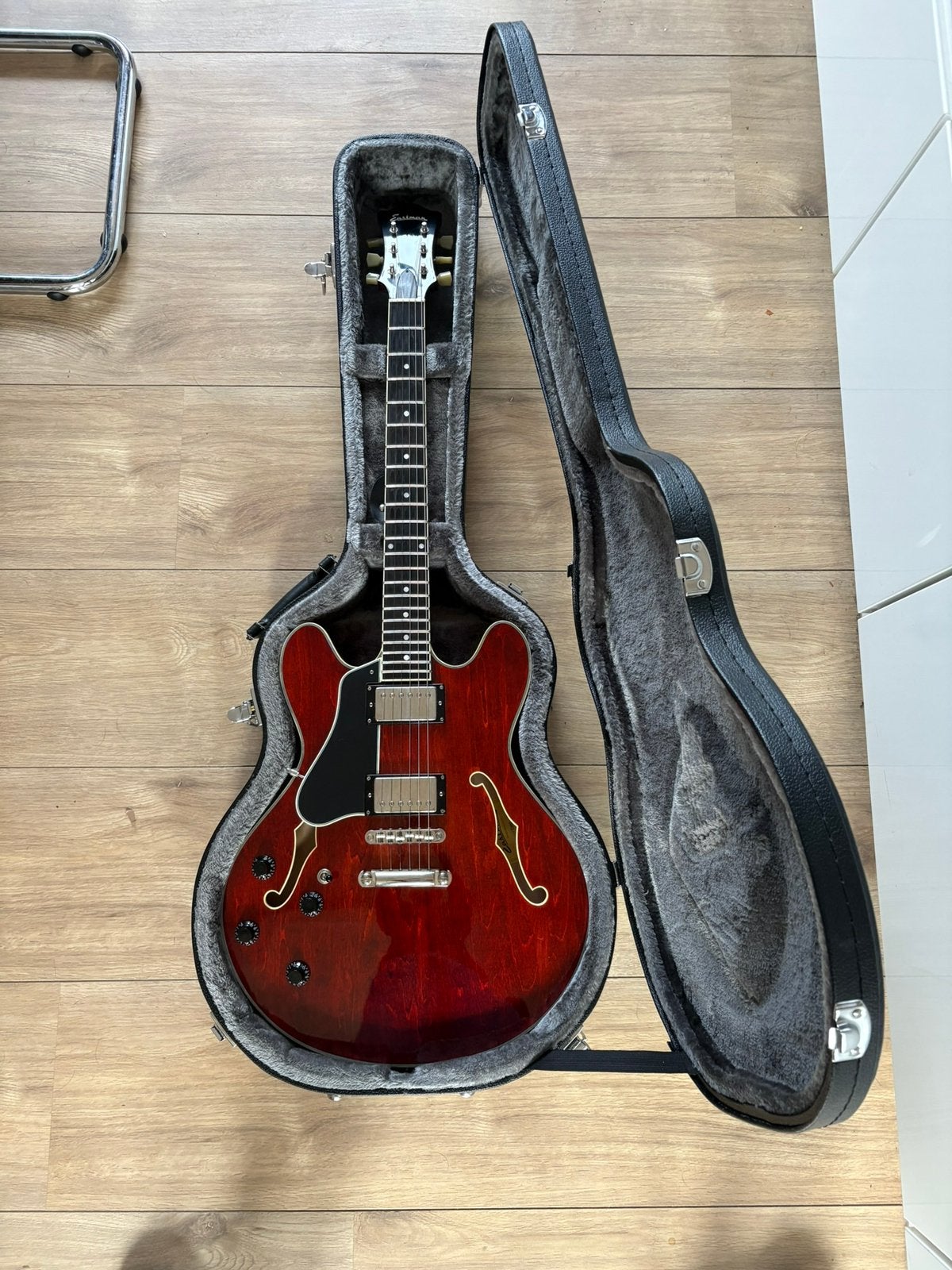 Eastman T386 Semi-Hollow Body Gitaar met Koffer, Muziek en Instrumenten, Snaarinstrumenten | Gitaren | Elektrisch, Ophalen, Zo goed als nieuw