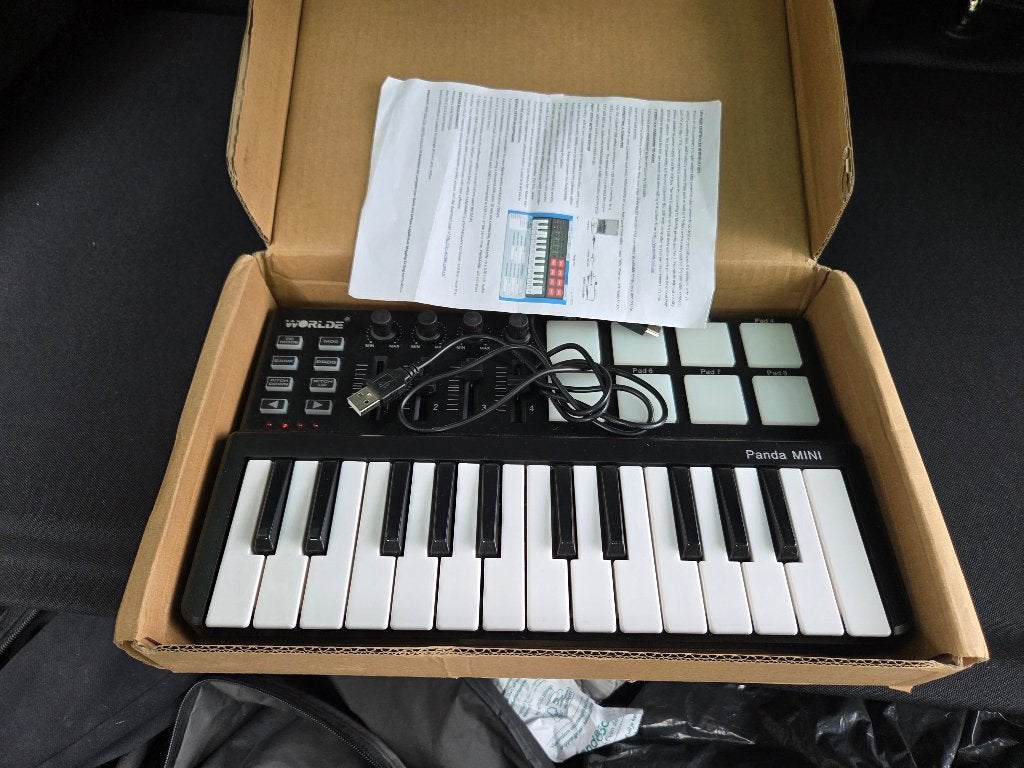 Panda mini usb midi controller, Ophalen, Zo goed als nieuw
