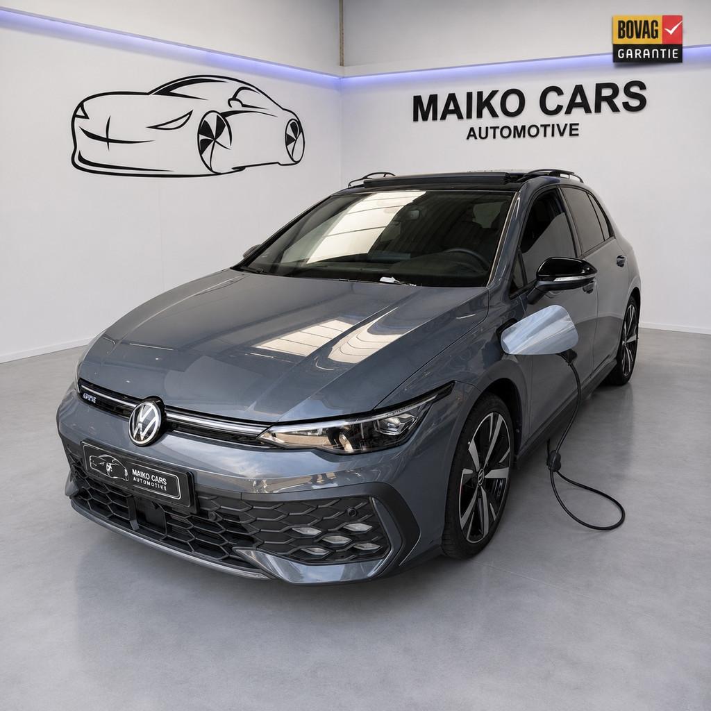 Volkswagen Golf 1.5 GTE 272 PK IQ.LIGHT|PANORAMADAK|Black St, 4 cilinders, Grijs, Zilver of Grijs, Hatchback