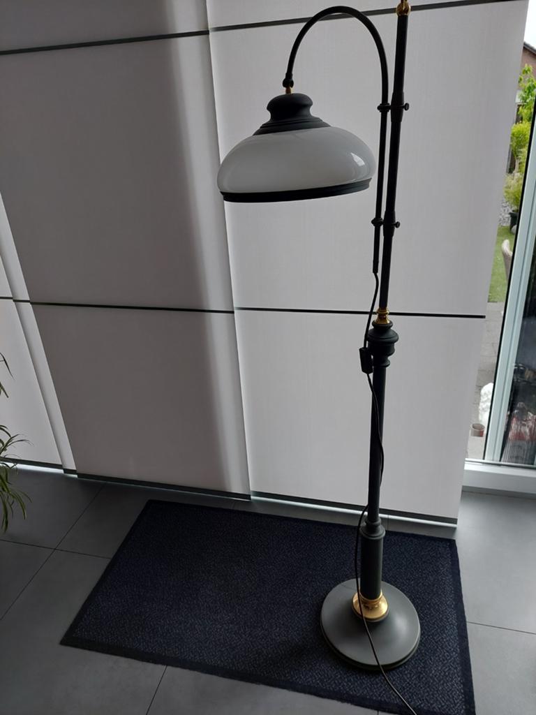 Elegante staande lamp met klassiek design, Ophalen of Verzenden
