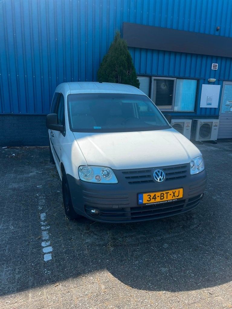 VW Caddy Bestel 1.9 SDI 77KW 2005 lekke koppakking export, Auto's, Voorwielaandrijving, Stof, Zwart, 4 cilinders