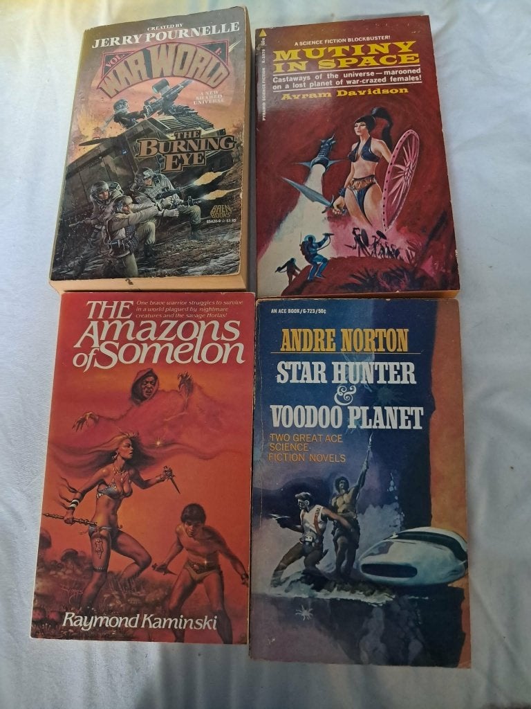 Div Engelse/nederlandse sf/fantasy pockets, Ophalen, Gelezen, Diverse auteurs
