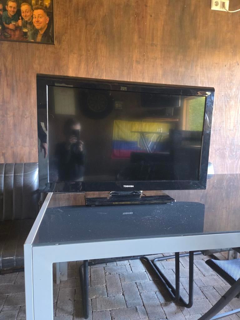 Toshiba LCD kleuren TV 32 inch, Verzenden, 50 Hz, Toshiba