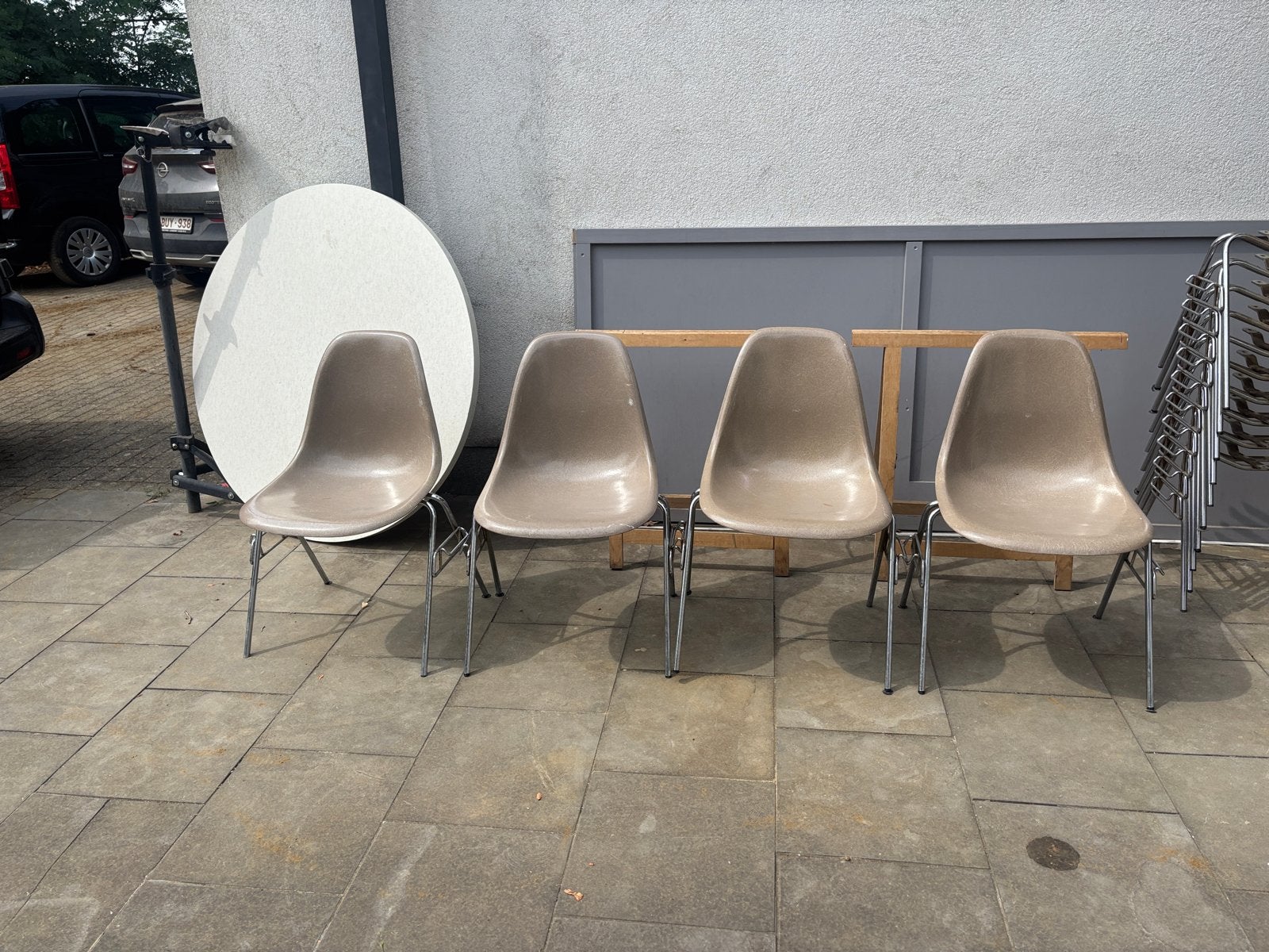 Eames glasvezel stoelen - Ophalen in Aarschot, Antiek en Kunst, Ophalen