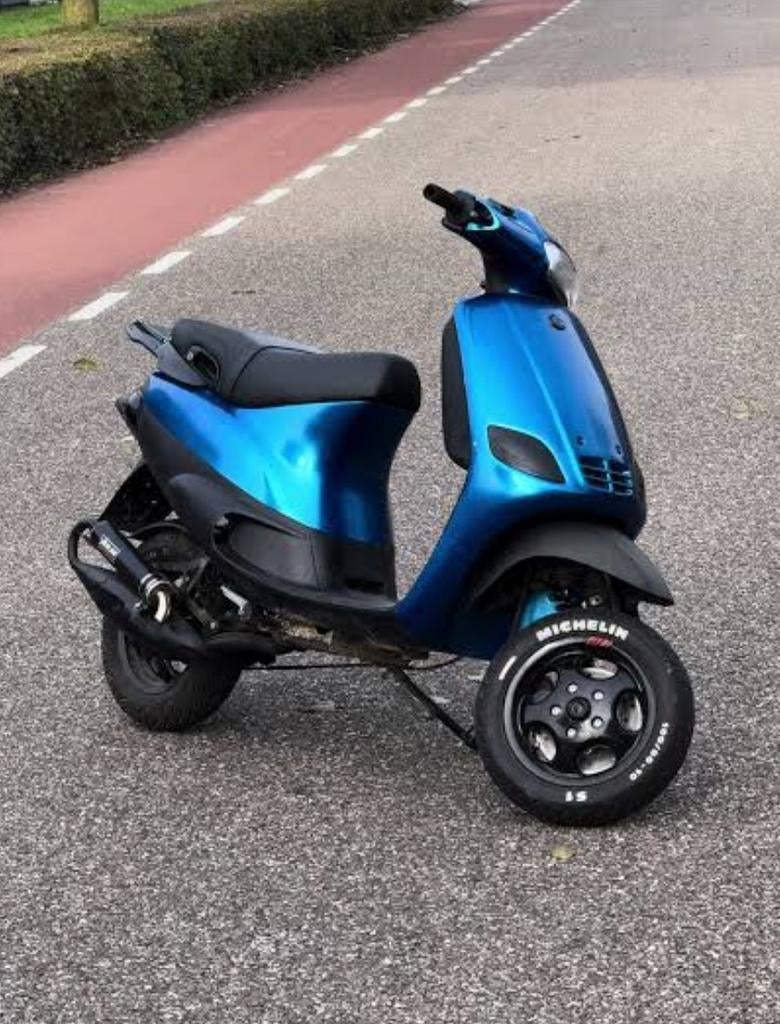 Zip type 3 frame gezocht brom plaat, Fietsen en Brommers, Scooters | Piaggio, Ophalen of Verzenden, Zo goed als nieuw, Zip
