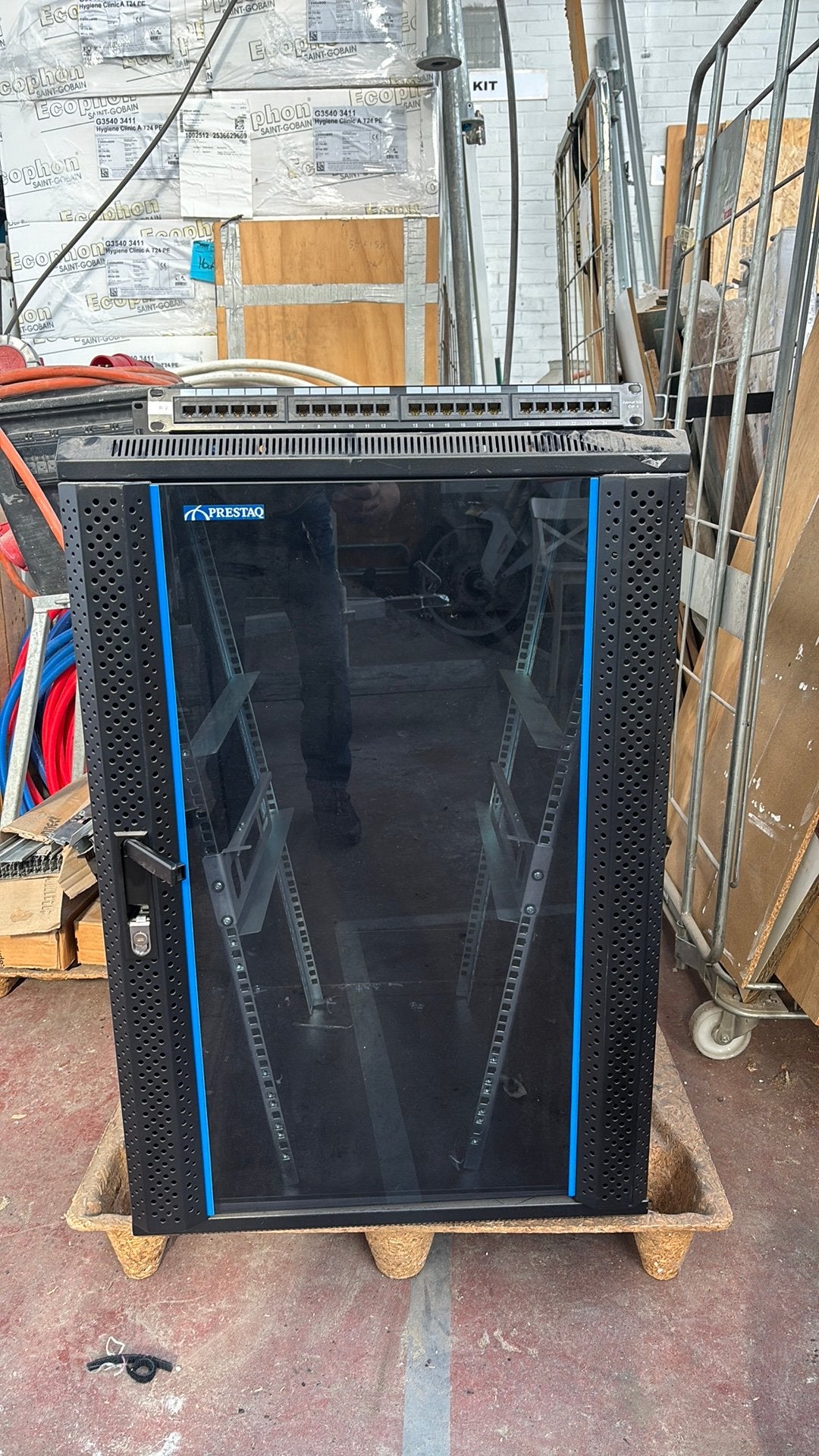 Patchkast 91x60x60 compleet, Computers en Software, Ophalen, Gebruikt, Glas, Plaatstaal