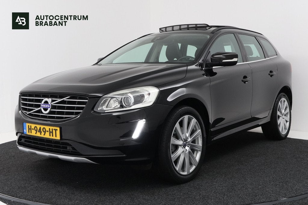 Volvo XC60 2.0 T6 Polar+ (PANORAMADAK, TREKHAAK, CAMERA, XEN, Auto's, Volvo, Stof, Gebruikt, 4 cilinders, Zwart